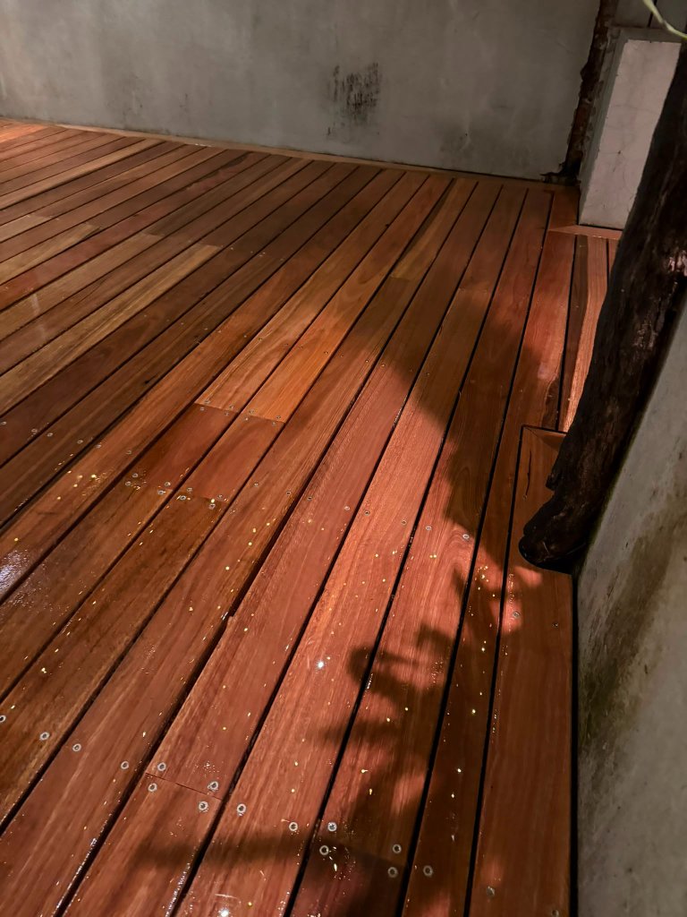 Hardwood step section Surry Hills courtyard