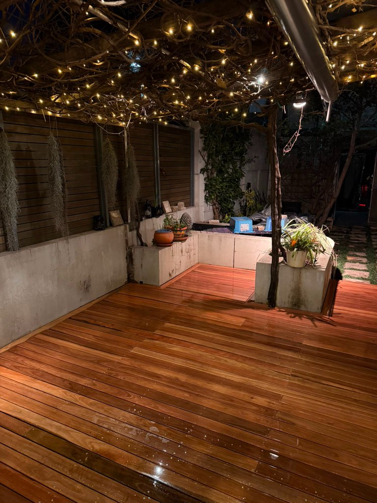 Spotted Gum outdoor entertaining deck inner Sydney