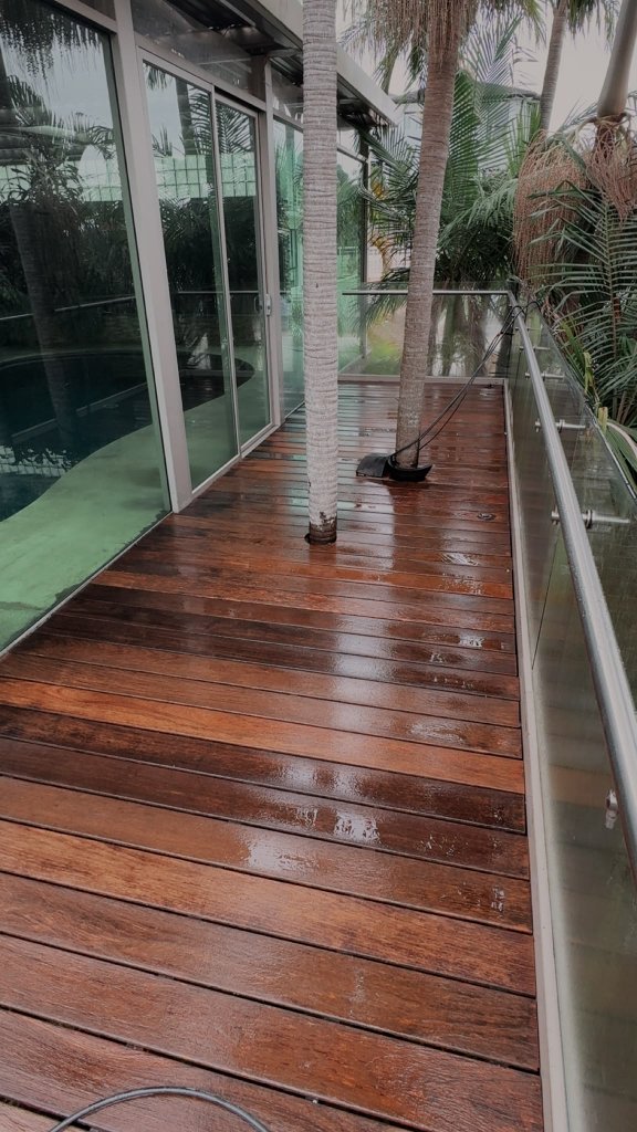 Hardwood deck restoration Earlwood Sydney — 5 Star Decking