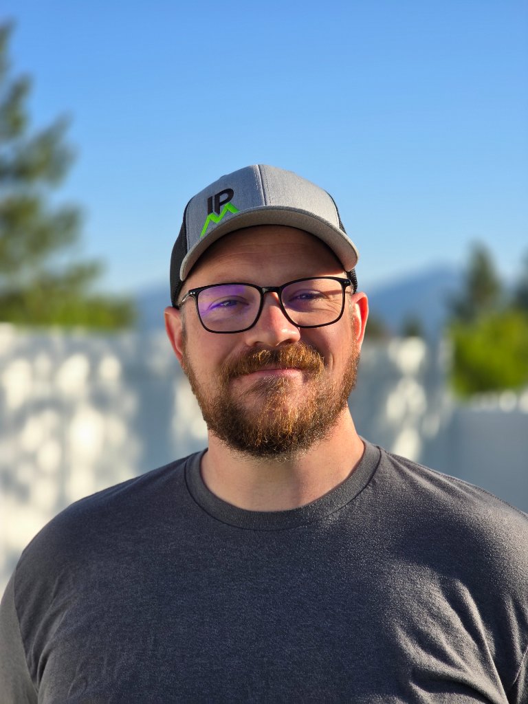 Owner of Intruest Pest Management