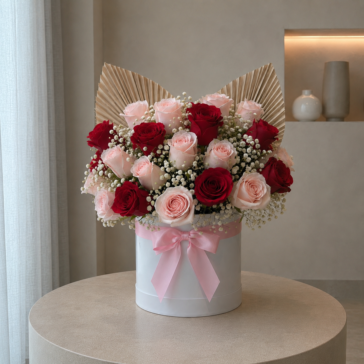 Caja Premium: Rosas Rojas, Blush y Palmas Doradas
