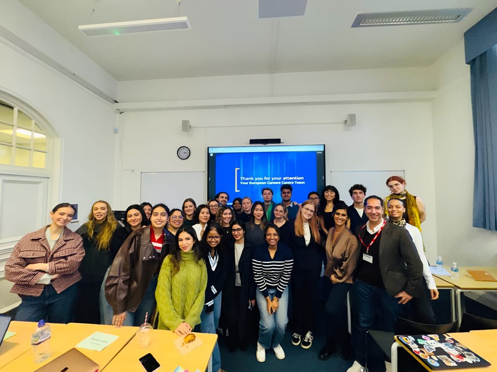 Alessandra Di Lorenzo with students at a careers session