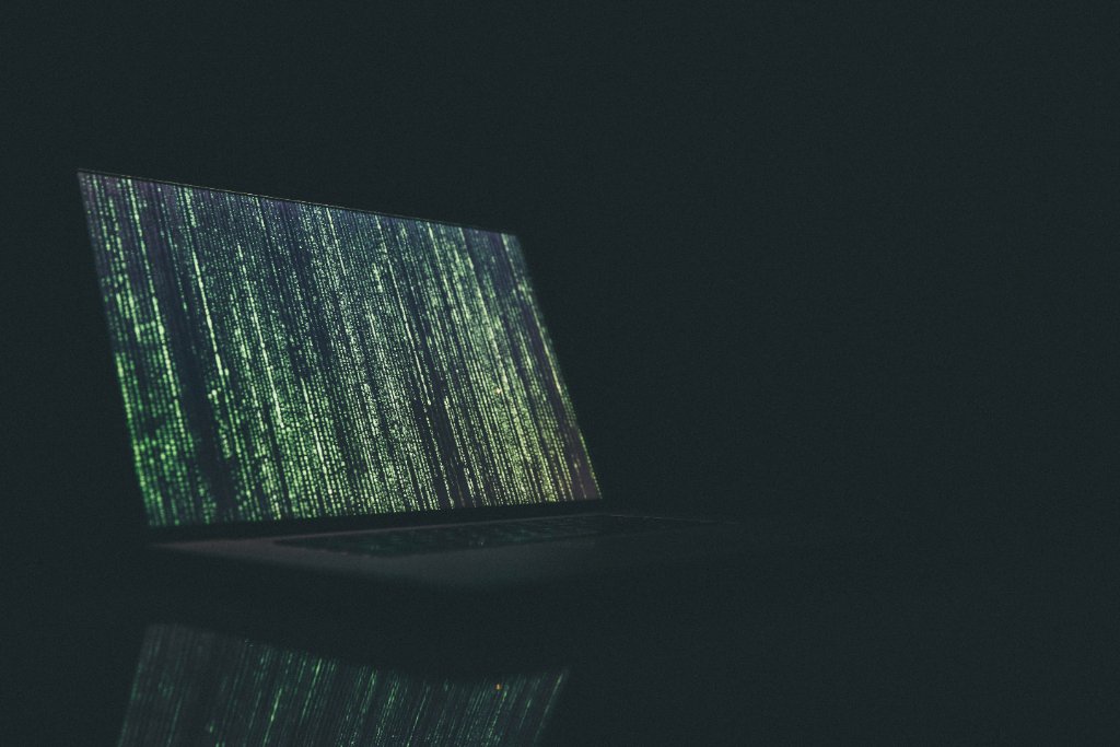 Does the Algorithm Show Everyone the Same Thing?