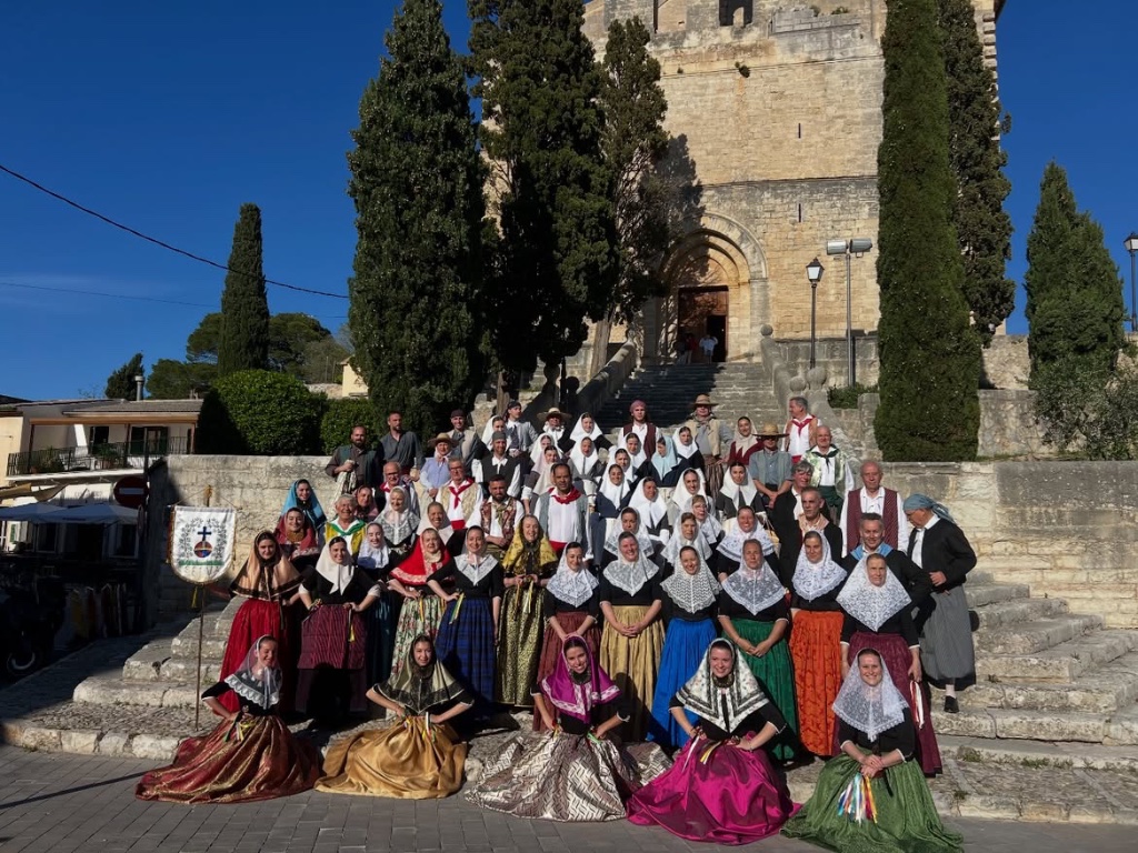 Aires de Muntanya — foto de grupo en Selva
