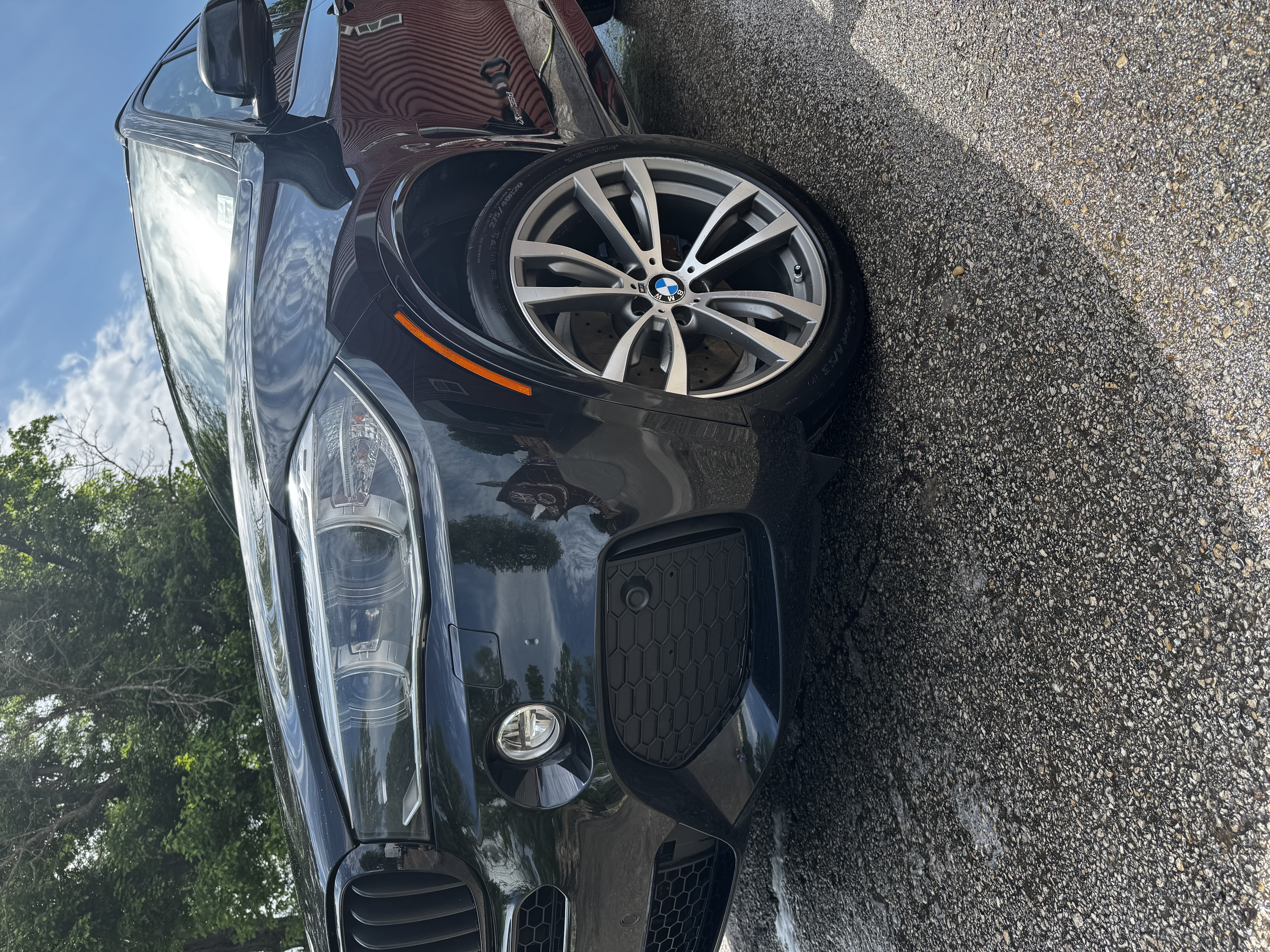 BMW XDrive gloss finish