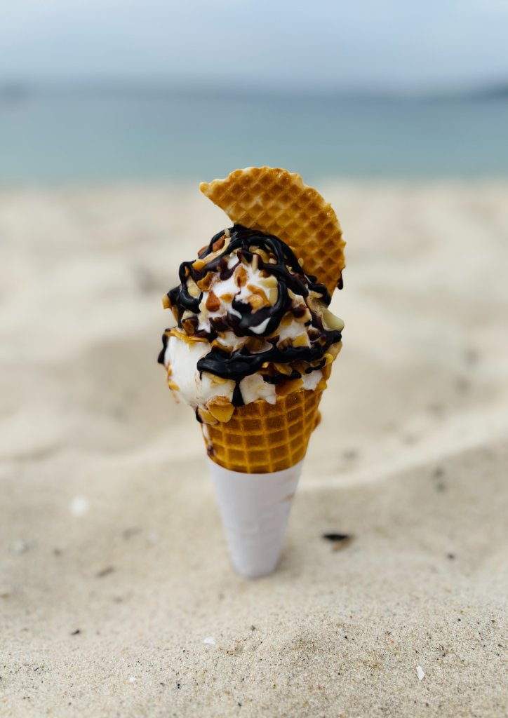 Ice cream on the beach