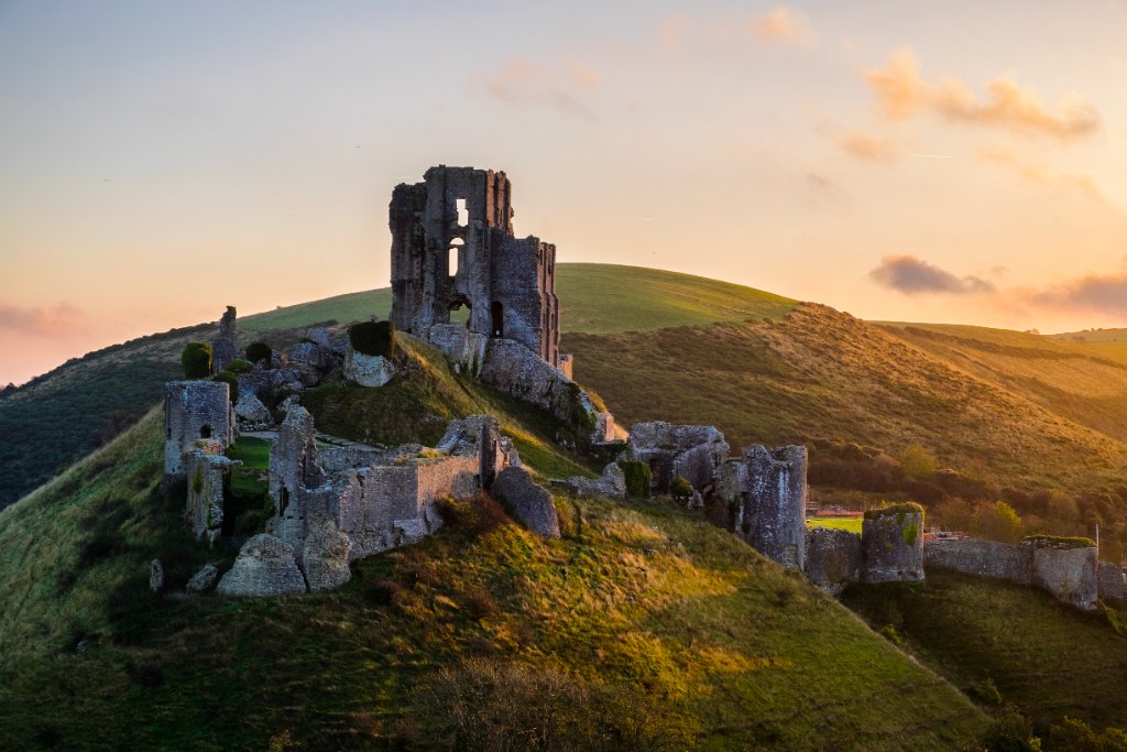 Old Harry Rocks & Corfe Castle Adventure Including Lulworth Cove & Durdle Door - Guided Minibus Excursions from Bournemouth & Poole
