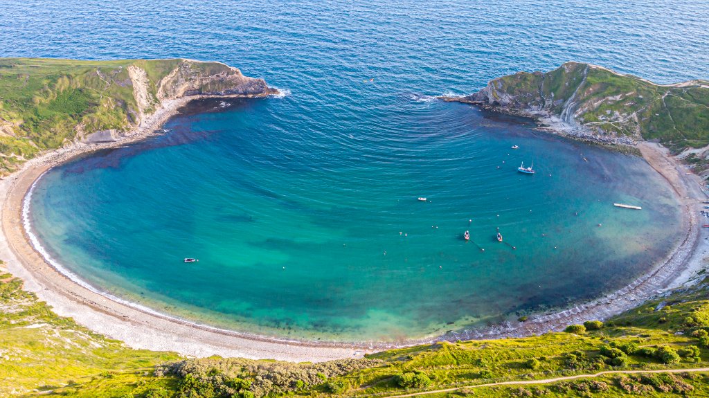 Jurassic Coast Bespoke Guided Minibus Excursion From Portland