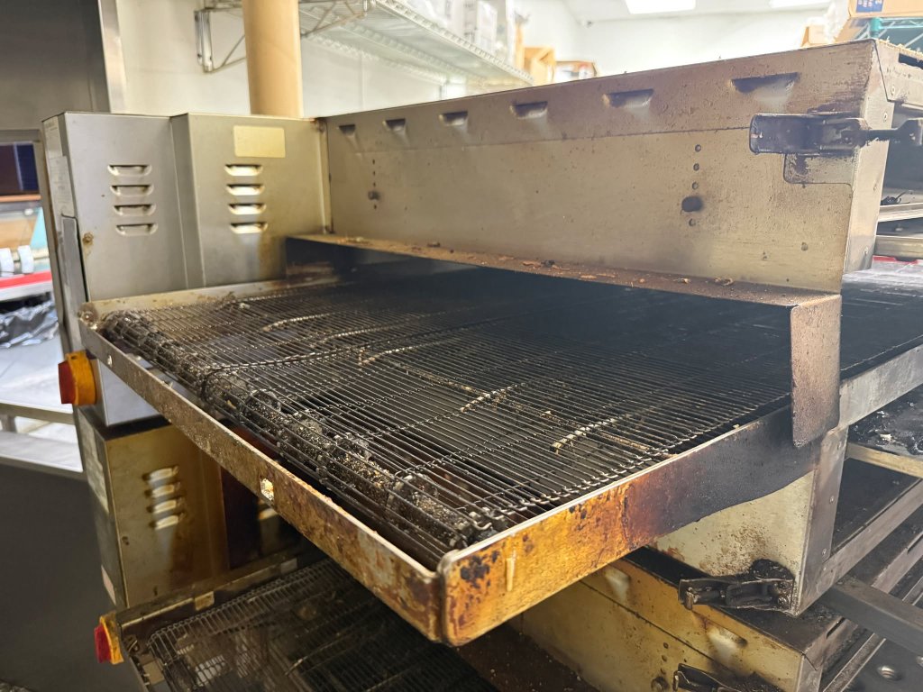 Side panel — extreme grease carbonization