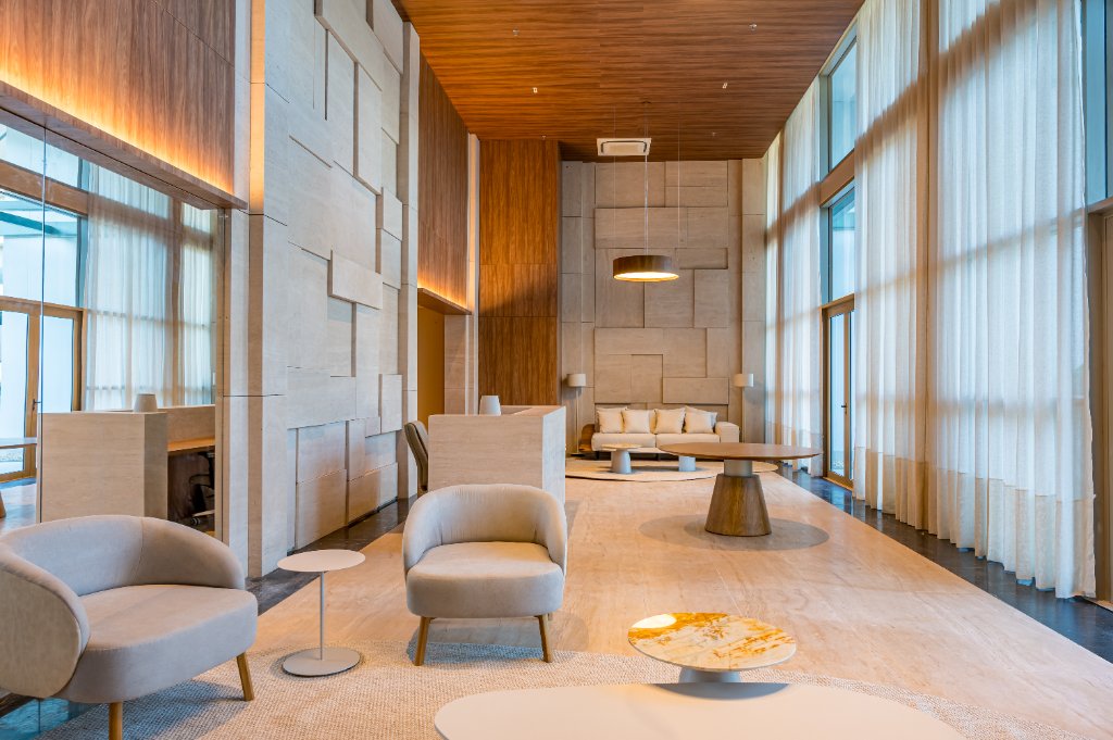 Lobby — Vista 4
