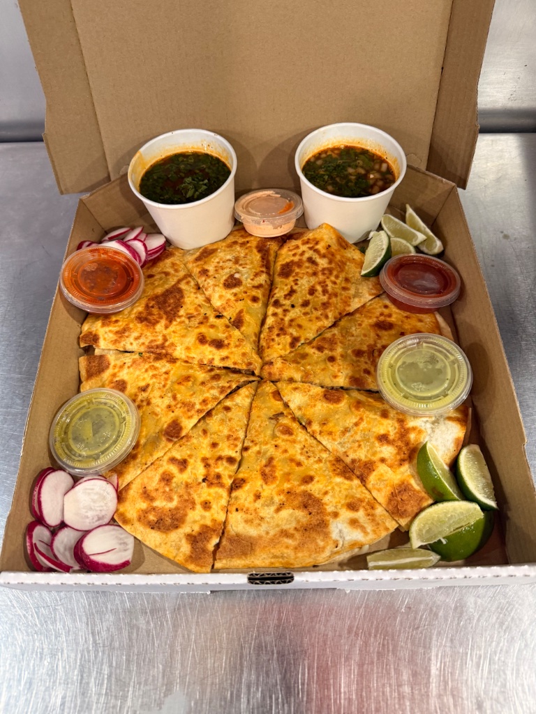Pizza Birria