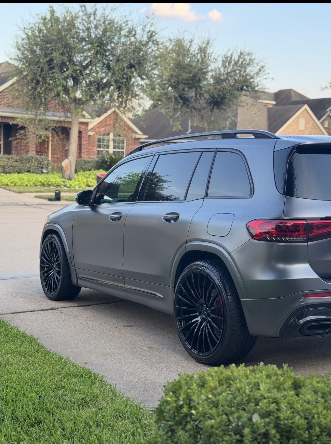 SUV detail