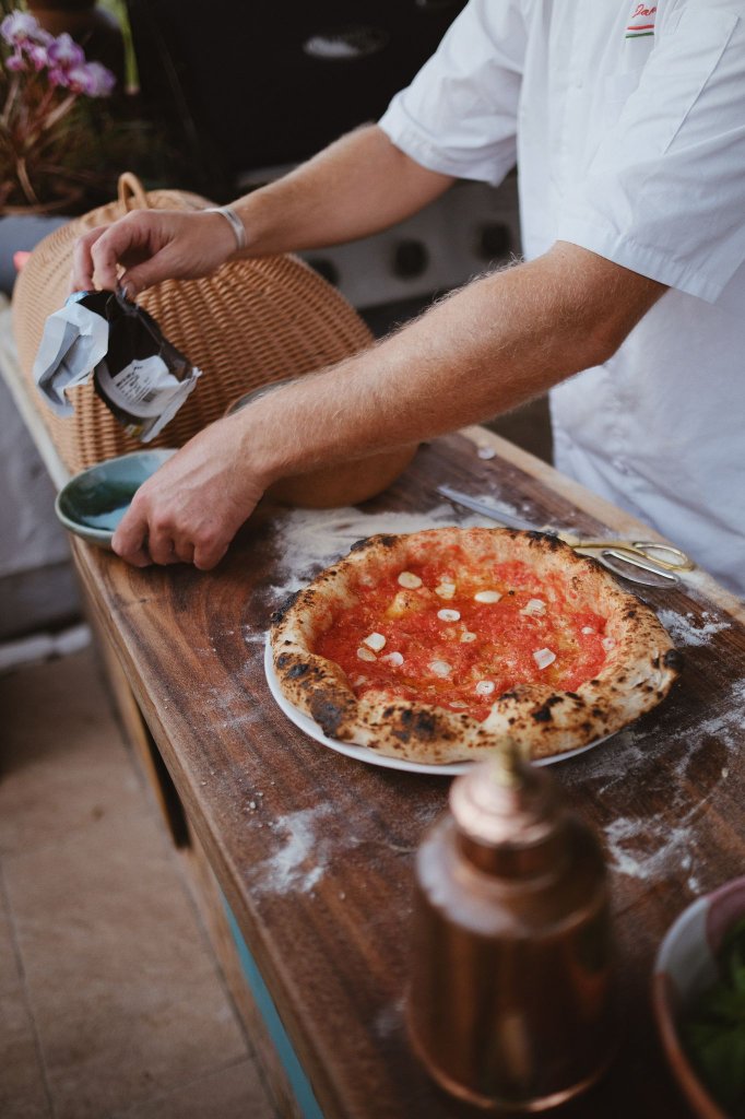 Burrata and basil Margherita pizza
