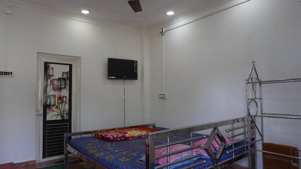 Deluxe Room 3