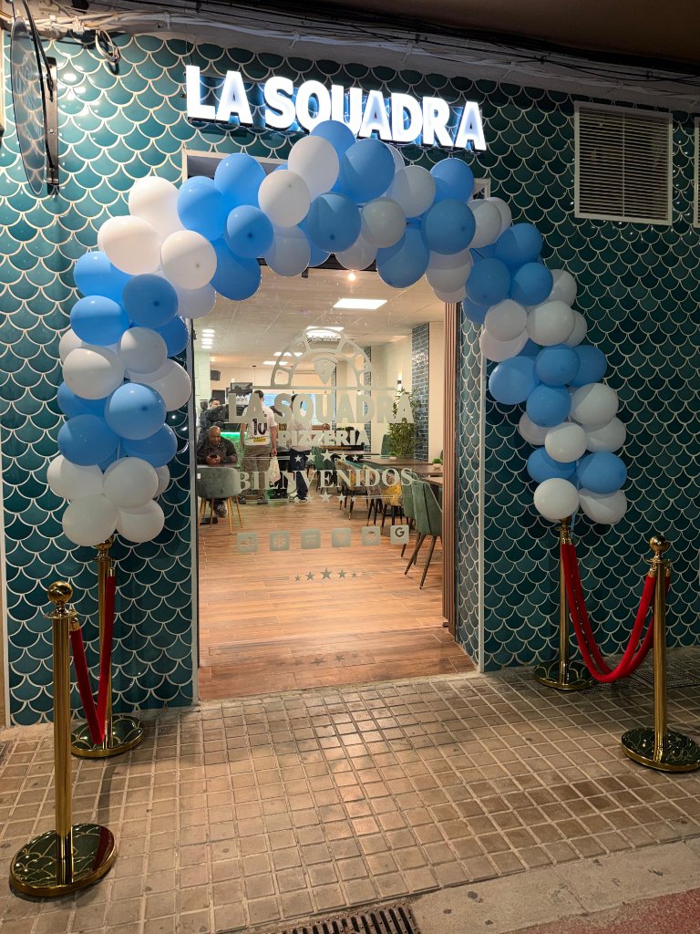 Pizza artesanal de La Squadra Pizzería en Nules
