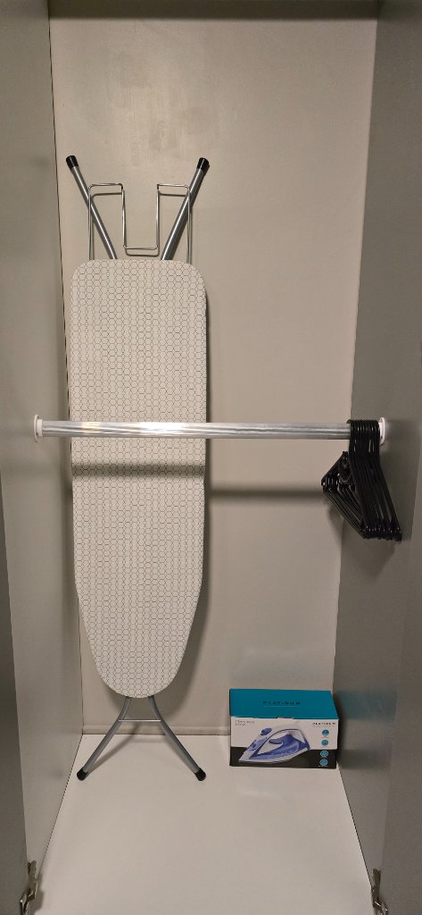 Iron & Ironing Board