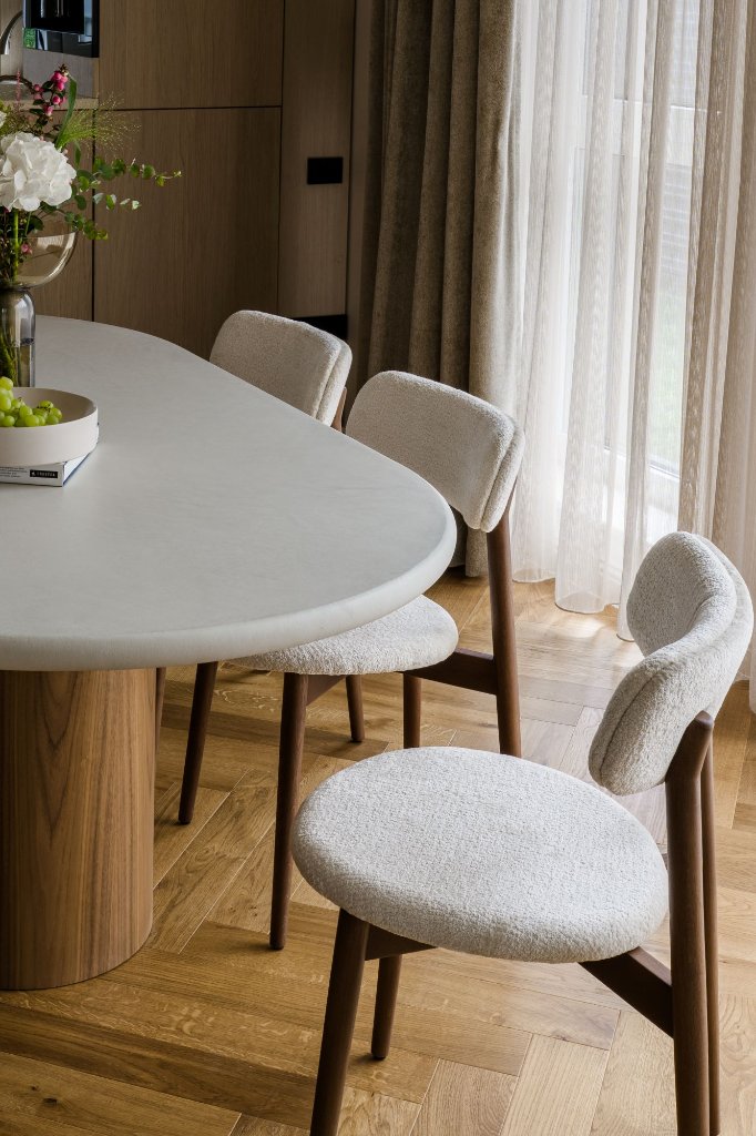 Palermo Dining Table