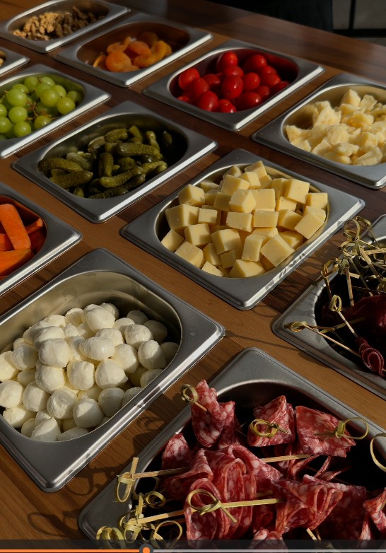 Tagliere al Volo board with cured meats and cheese