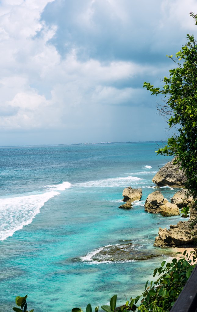 Falaises de Bali — Côte Turquoise