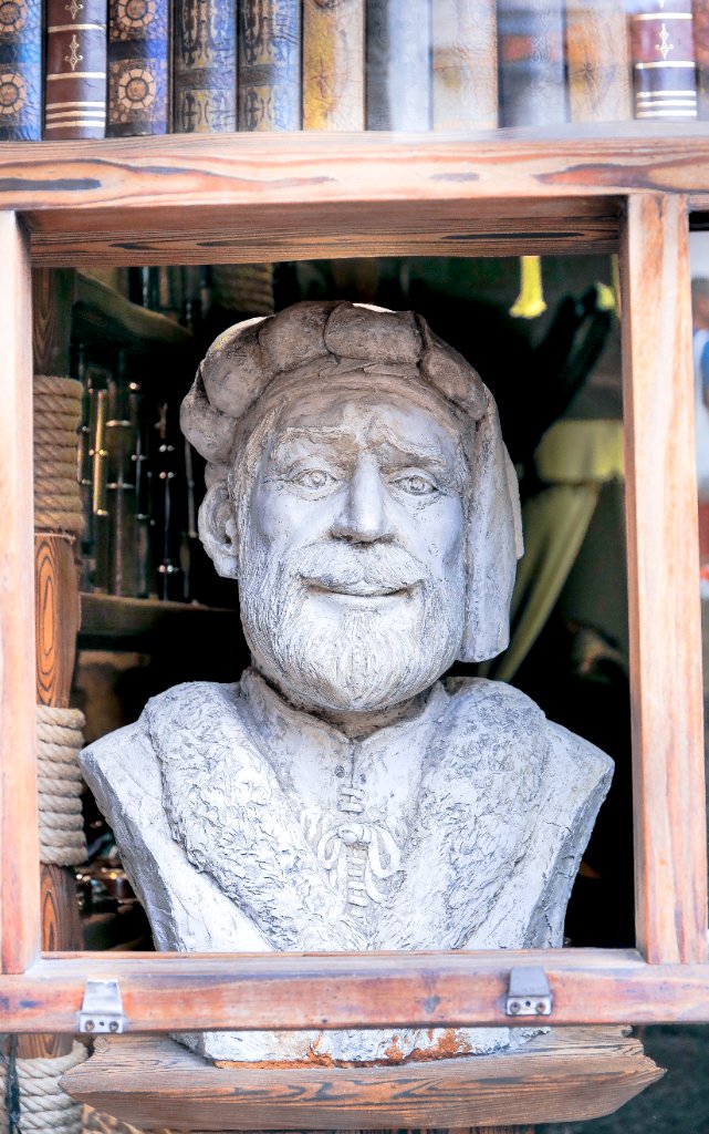 Statue Marco Polo — Korčula