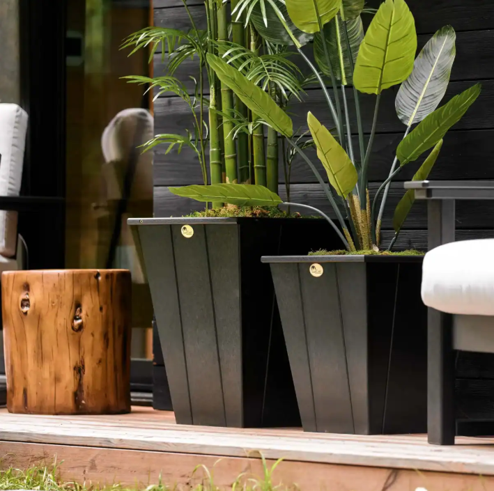 LuxCraft Elite Planter 22"