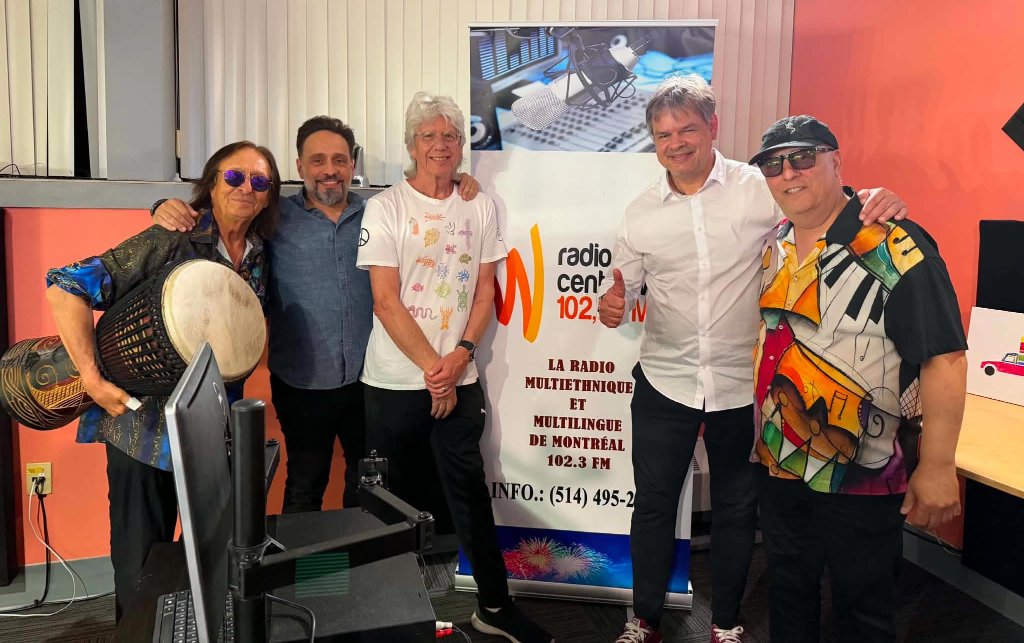Persuasion live - Radio Centre Ville group photo