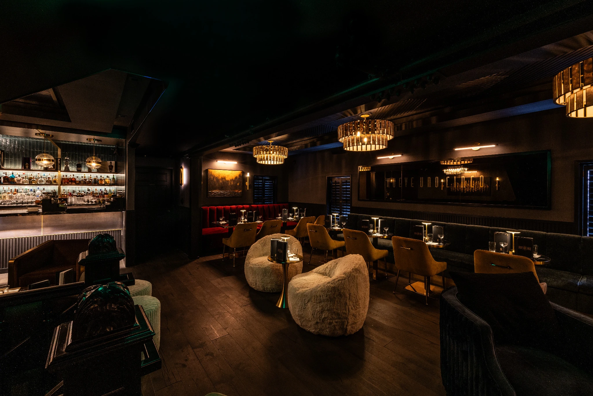 Nueve Uno Cinco luxury interior