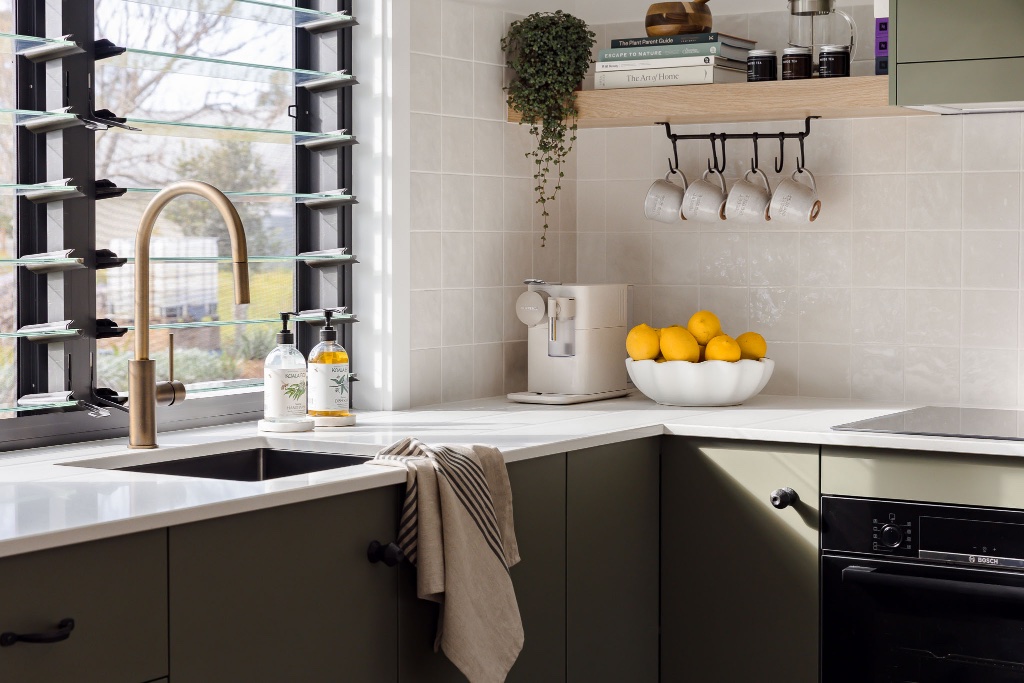 Kitchen sink