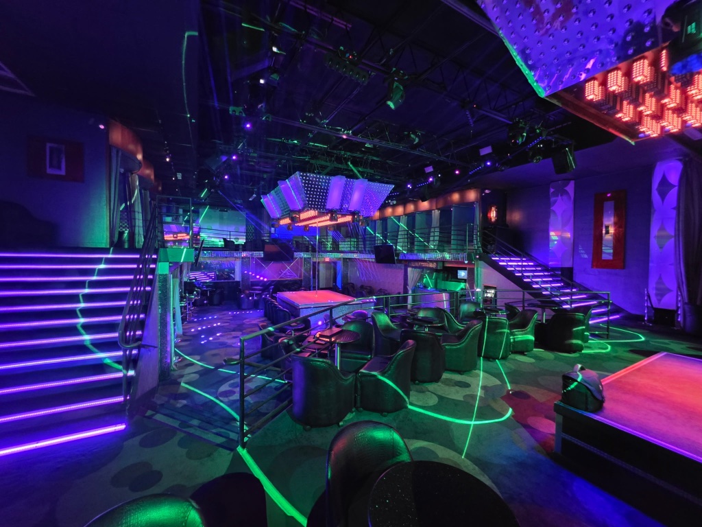 Diamonds Cabaret interior