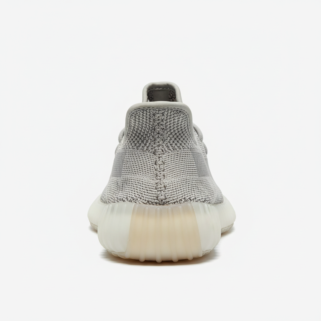 Yeezy Boost 350 V2 thumbnail 2