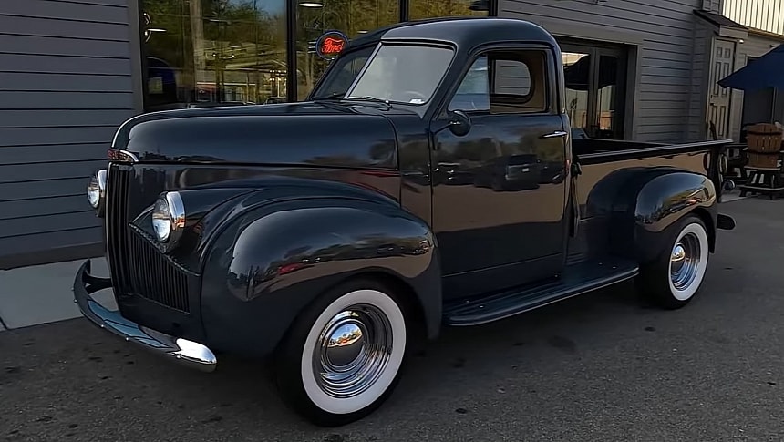 Studebaker Pickup Trucks: Restoring America's Most Distinctive Workhorse