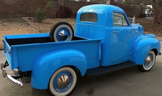 Restoring a 1940s–50s Classic Pickup: A Complete Guide