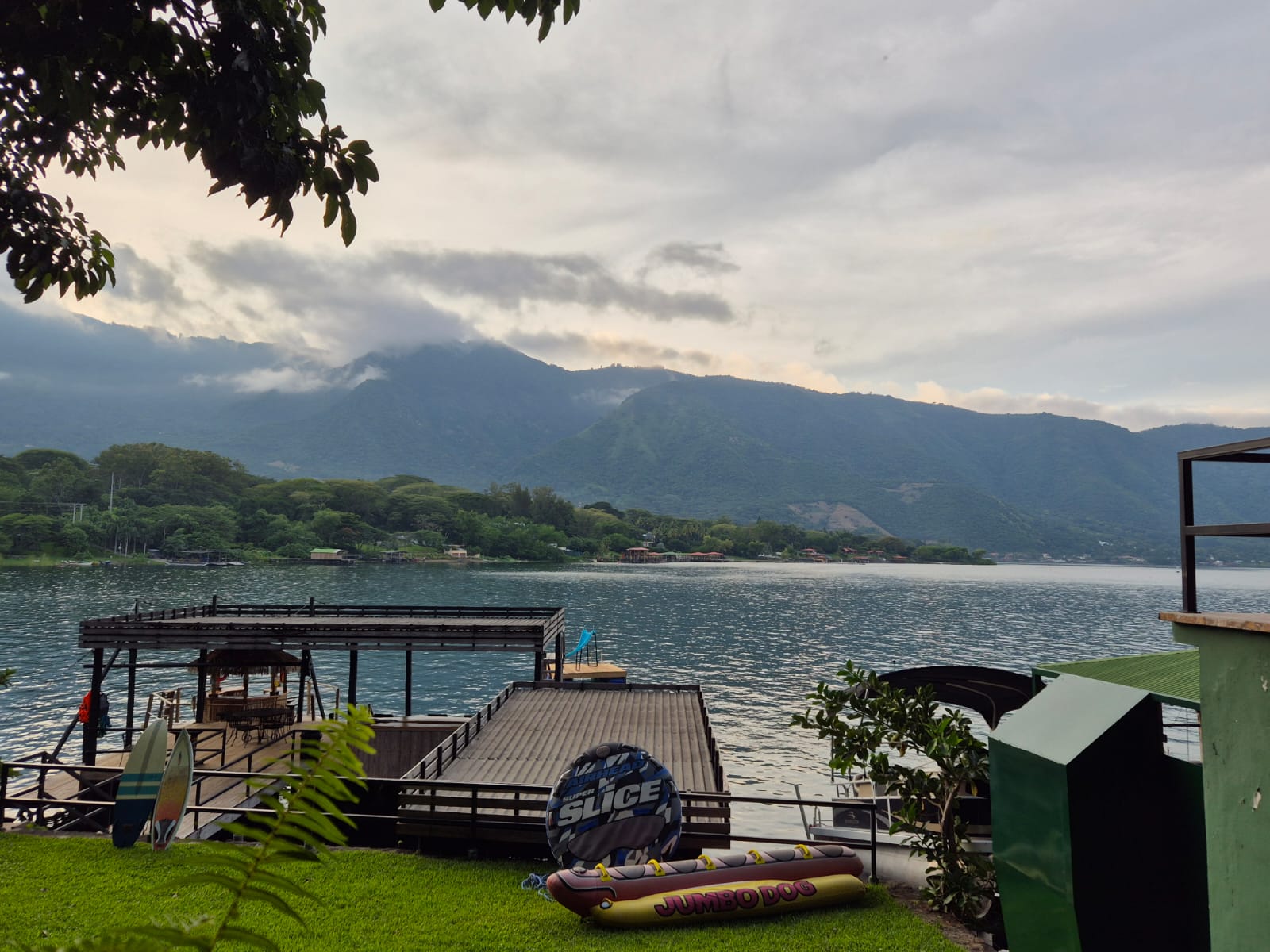 Coatepeque — Lakeside & SUP