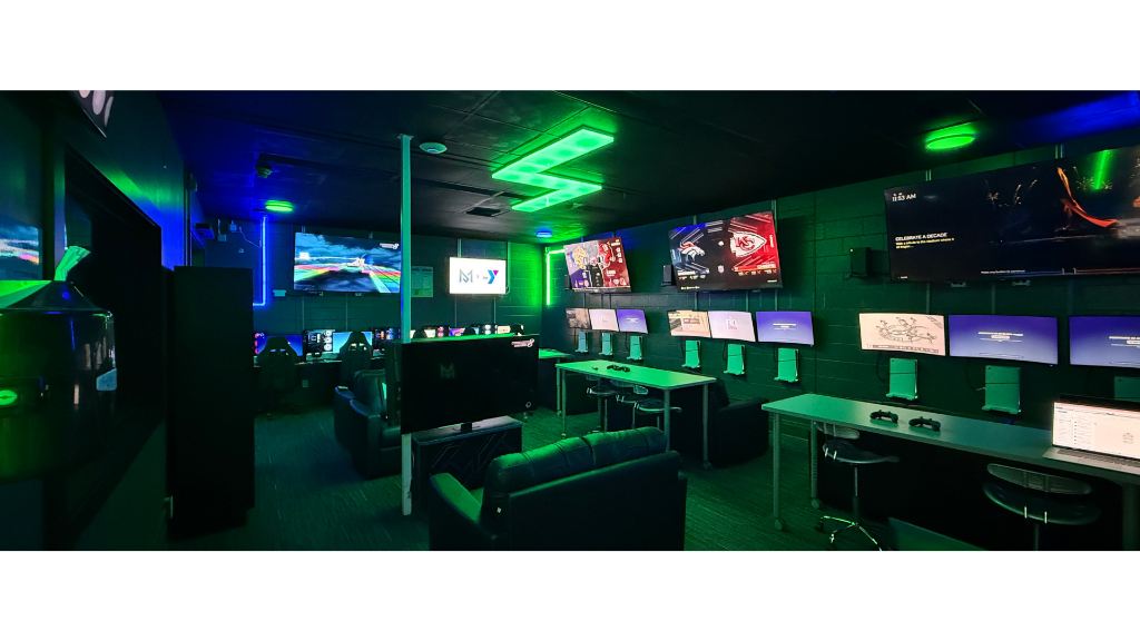 Metro Esports hybrid STEM classroom