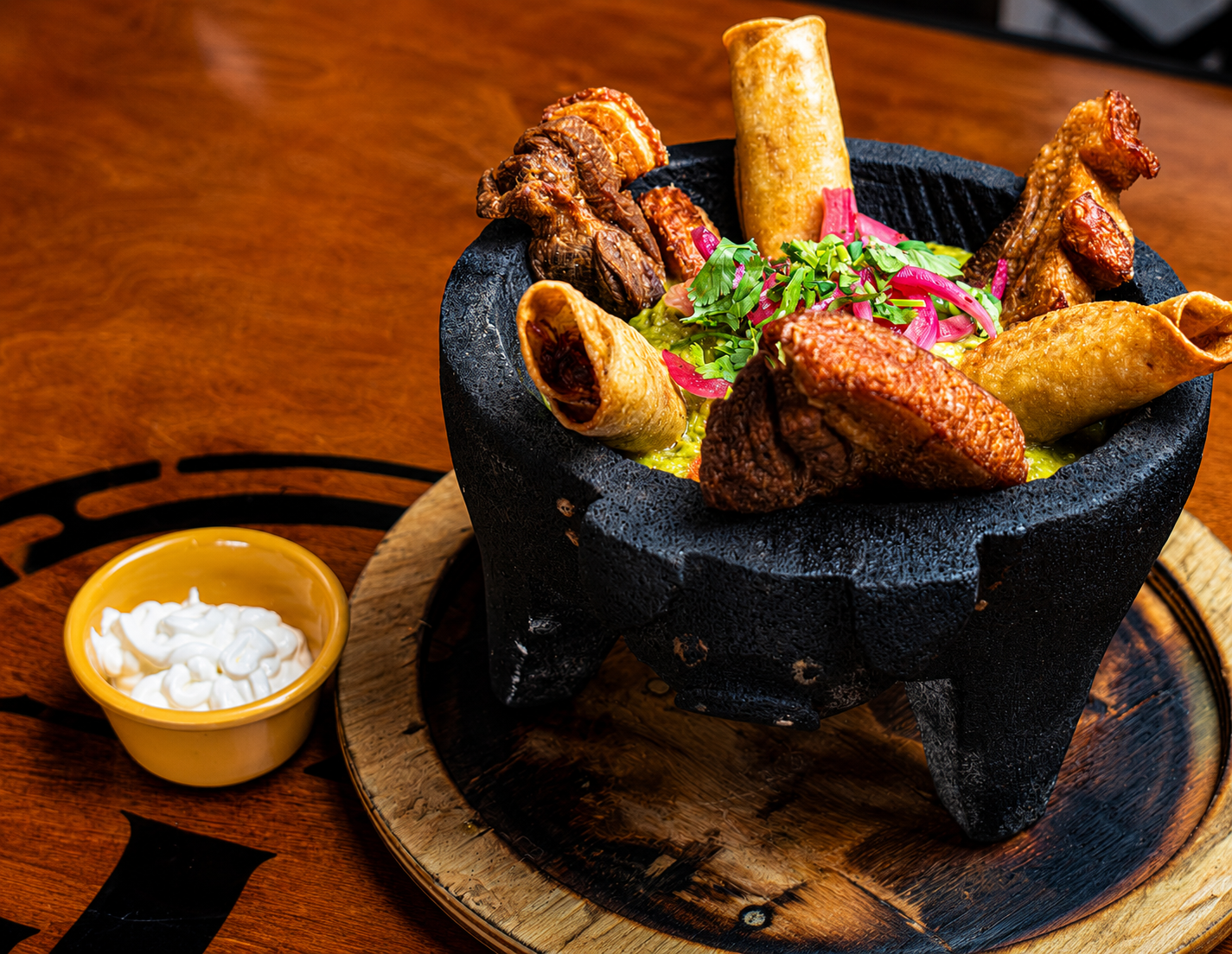 Molcajete de Chicharrón