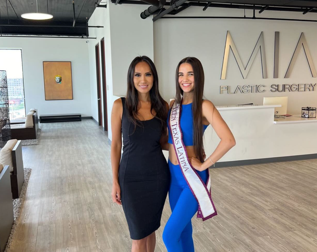 Pageant queens at MIA Plastic Surgery reception