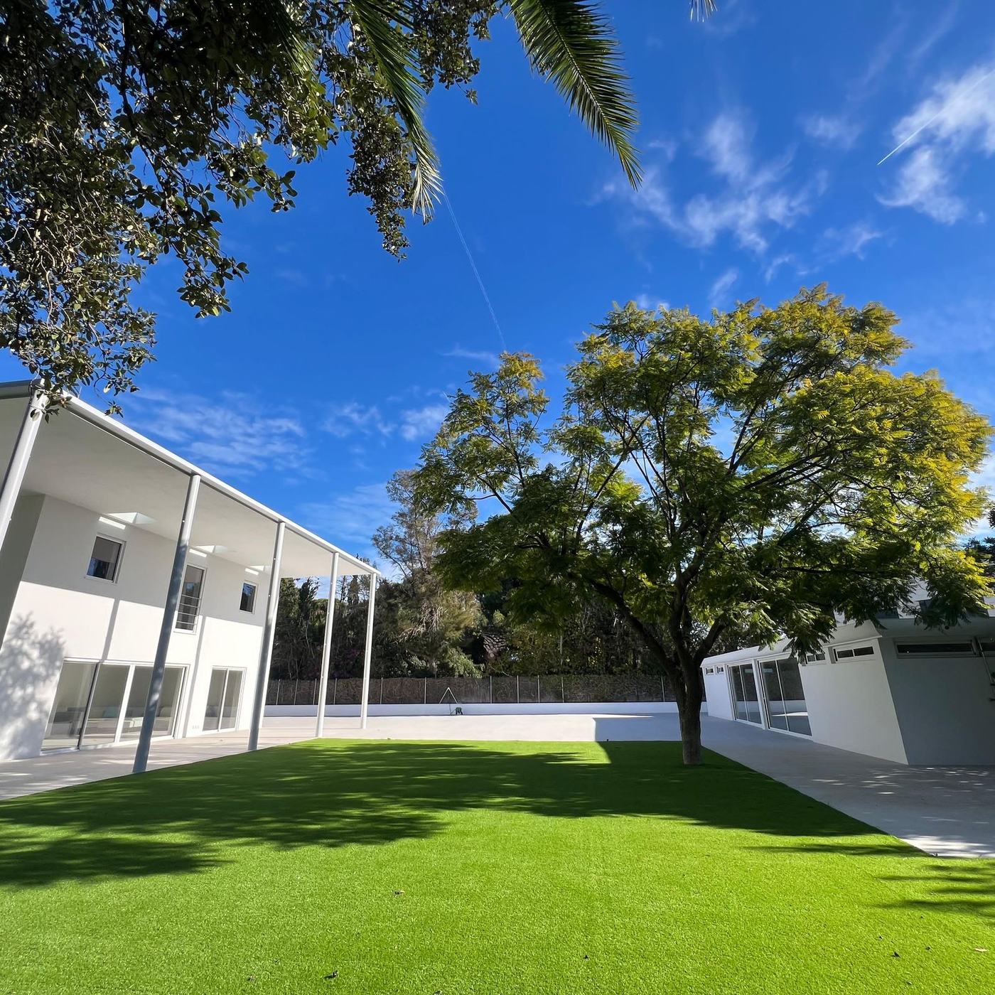 Vivienda unifamiliar de obra nueva con jardín