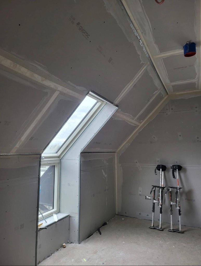 Limerick Attic, Feature En-Suite, Before