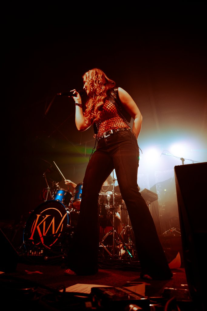 Kate Watson performing