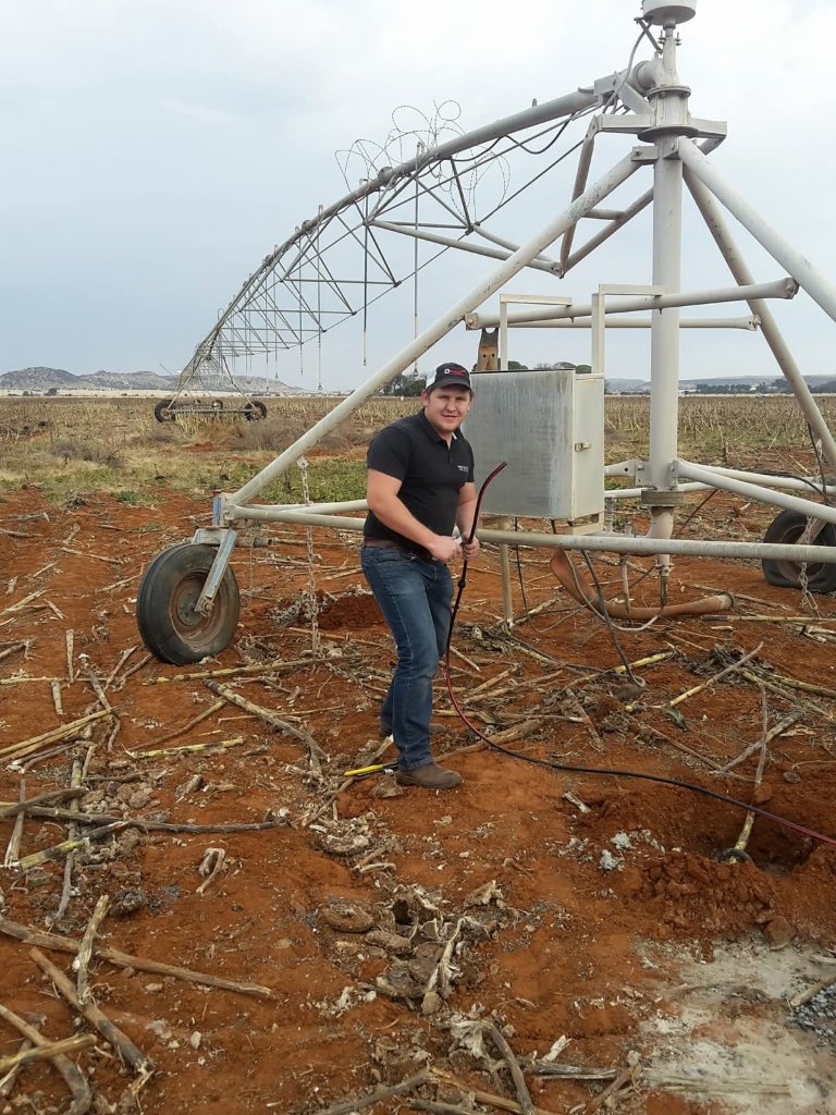 Agricultural farm electrical centre pivot Free State