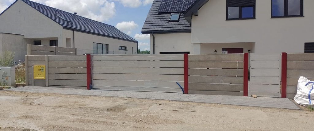 Ogrodzenie aluminiowe z bramą – całościowa realizacja Bramy Bilski