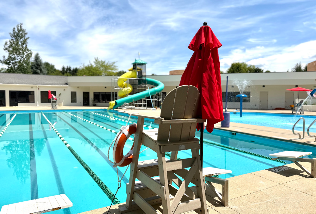 ONYX Hudson Pool