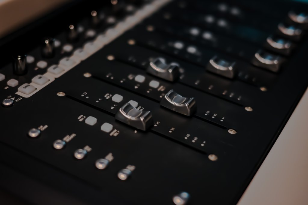 Studio 2