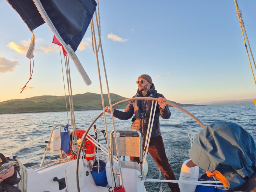 Bogdan Dochia at sea
