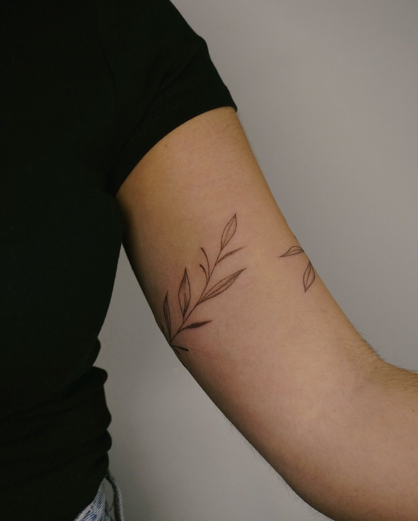 Rama botánica en brazo