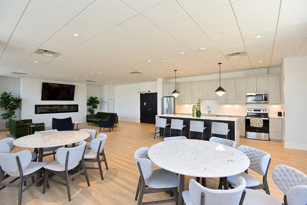Building party room and lounge