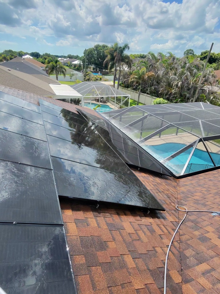 Roof Cleaning Port St. Lucie FL