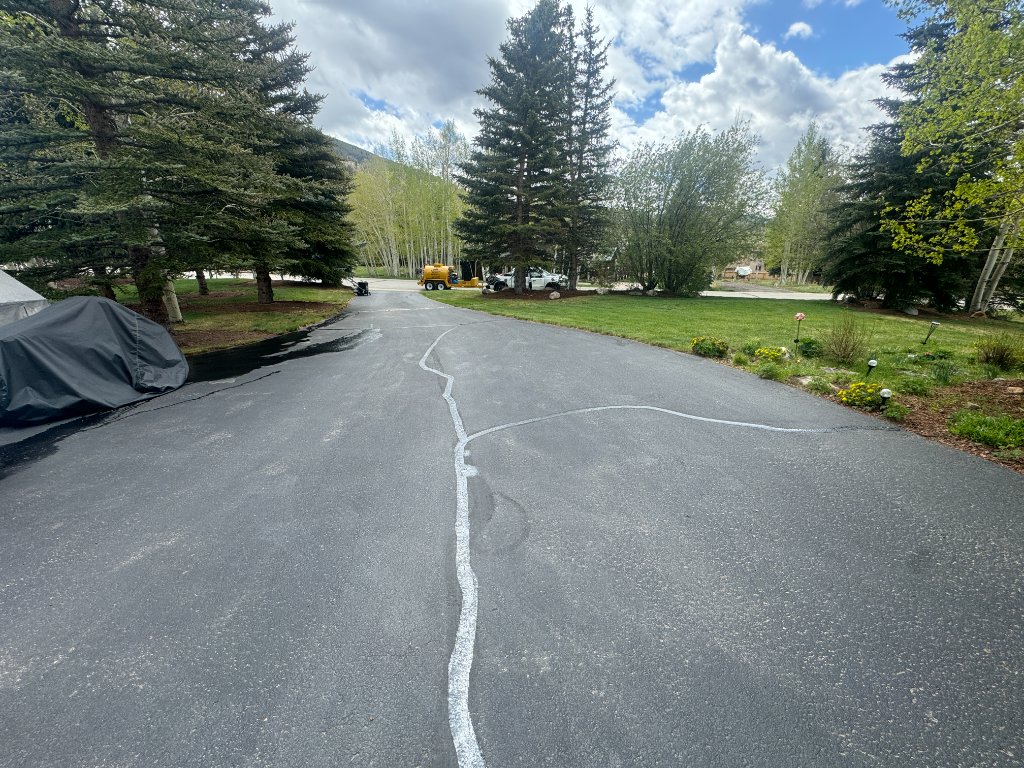 Hot Rubber Crackfill