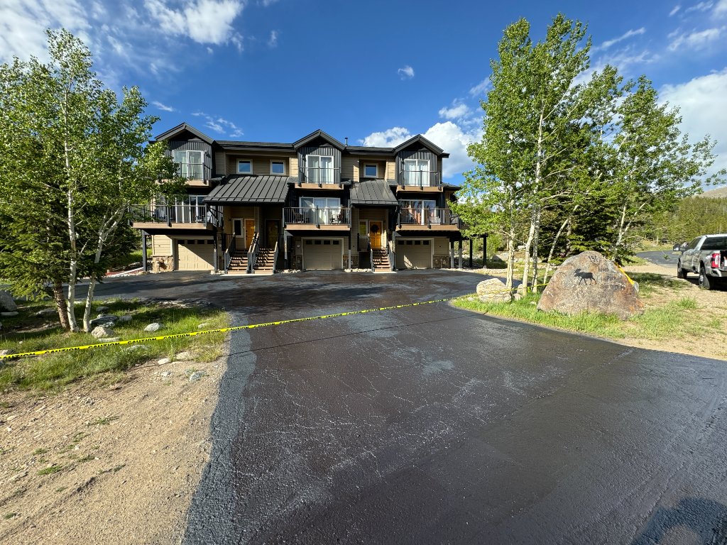 River Park Condos — Total Asphalt Maintenance — photo 6