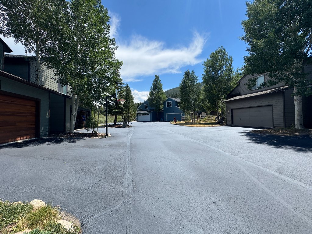 Meadow Wood Lower Lot — Total Asphalt Maintenance — photo 3